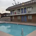 Motel 6-San Antonio, TX - Near Lackland AFB